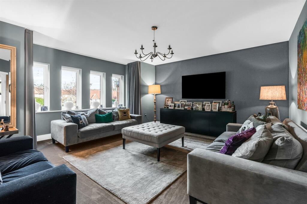 Additional image 5 of Frythe Avenue, Welwyn