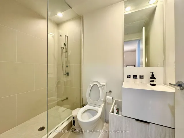 Additional image 4 of 1 Bloor St Unit 6307