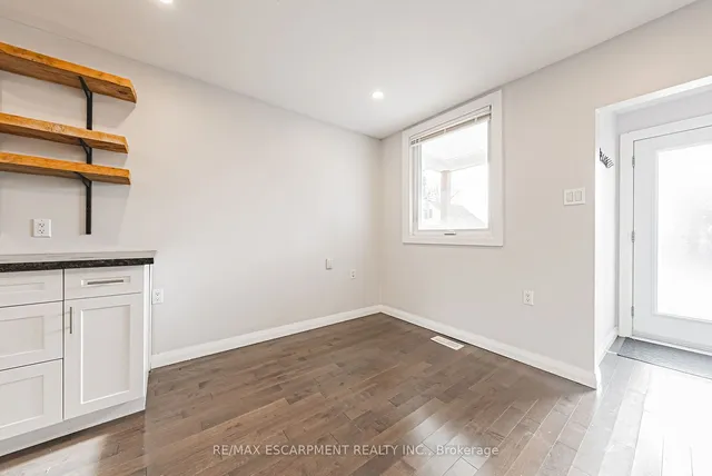 Additional image 10 of 189 Crockett St