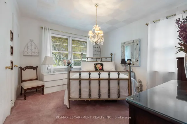 Additional image 34 of 53 Lovers Lane