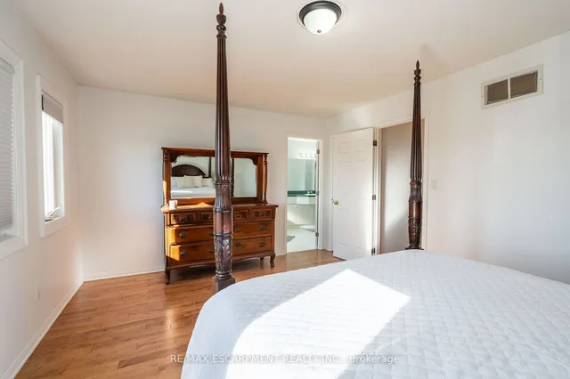 Additional image 25 of 138 Beaverbrook Ave