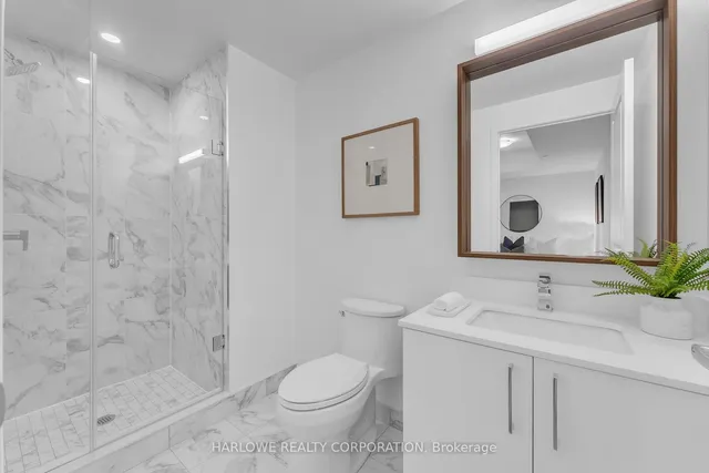 Additional image 31 of 543 Richmond St Unit 713