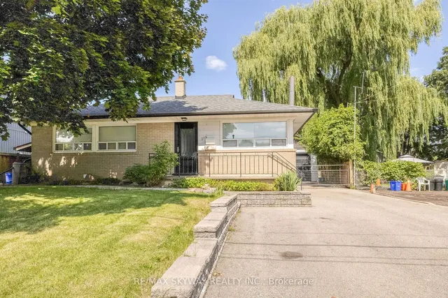 Additional image 2 of 279 ELMWOOD Cres