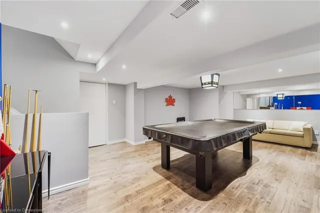 Additional image 38 of 8 Muscot Dr