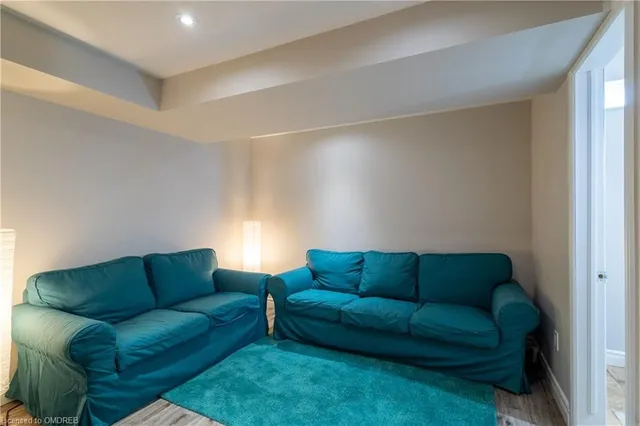 Additional image 26 of 1645 Clark Blvd