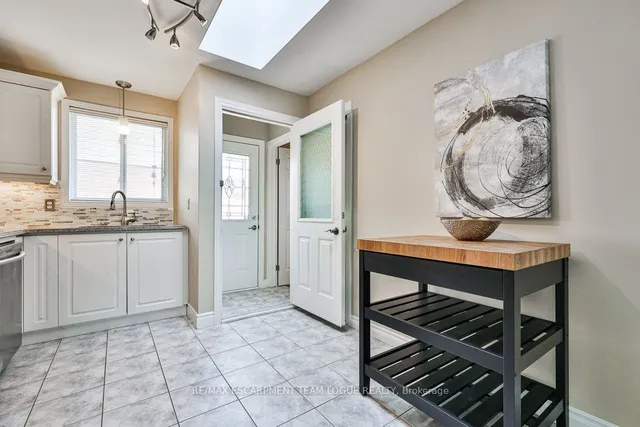 Additional image 13 of 2911 Darien Rd