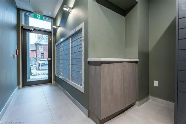 Additional image 32 of 415 Main St Unit 104