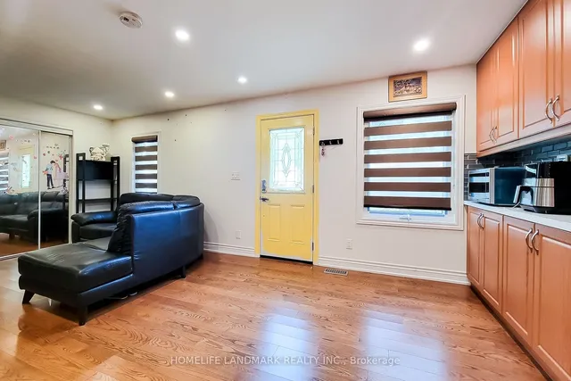 Additional image 16 of 75 Maclennan Ave