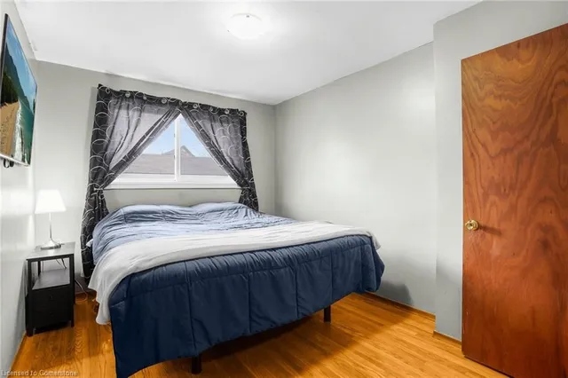 Additional image 27 of 67 Burton St