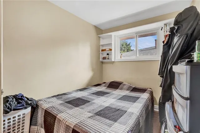 Additional image 20 of 70 Gainsborough Rd