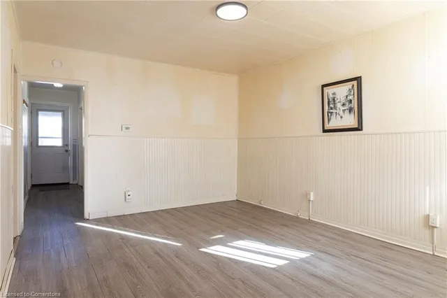 Additional image 4 of 26 Argyle Ave