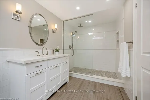 Additional image 28 of 884 HEMLOCK Dr