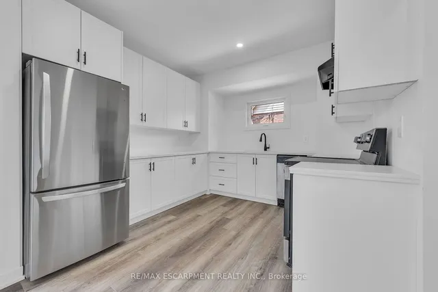 Additional image 7 of 21 Weir St
