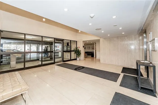 Additional image 8 of 75 Queen St Unit 1501