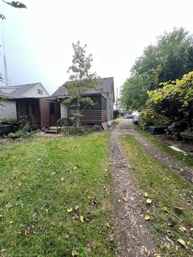 Additional image 3 of 858 Beach Blvd