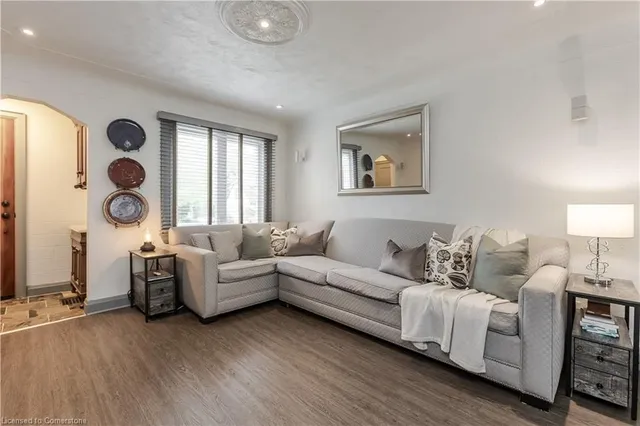 Additional image 13 of 1041 Plains View Ave