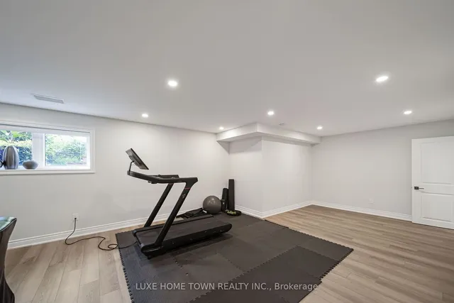 Additional image 30 of 383 Wettlaufer Terr