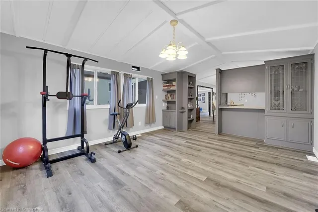 Additional image 15 of 94 Maple Cres