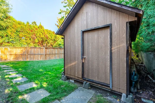 Additional image 37 of 2290 Woodward Ave