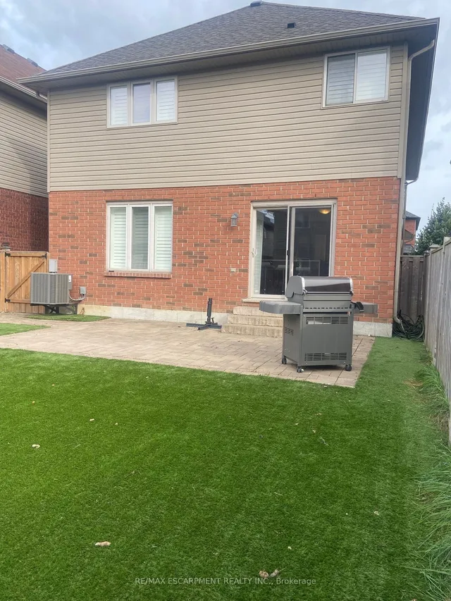 Additional image 36 of 44 PELECH Cres
