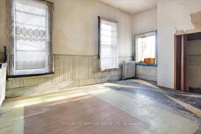 Additional image 26 of 143 Catharine St