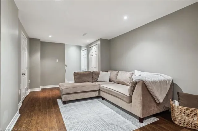 Additional image 35 of 69 Little John Rd