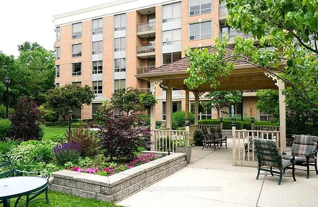 Additional image 17 of 100 Burloak Dr Unit 2407