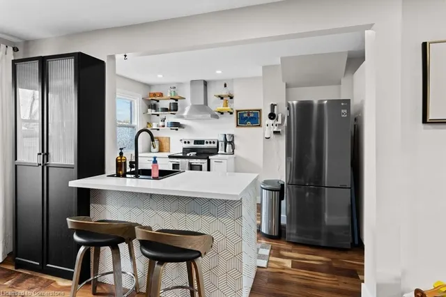 Additional image 15 of 163 Cameron Ave