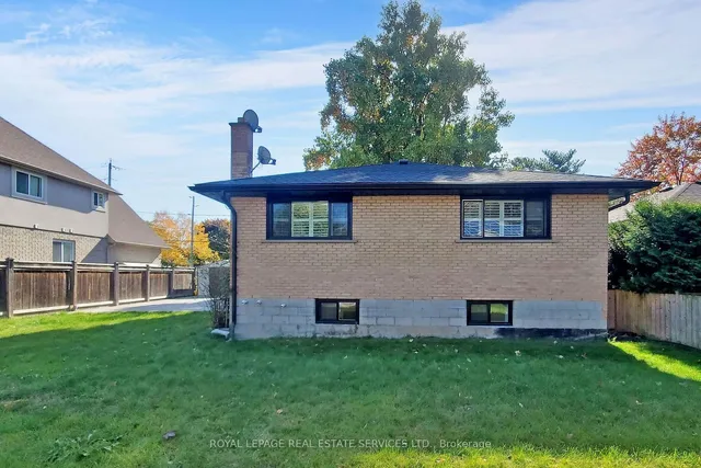 Additional image 37 of 4 Mcmaster Ave