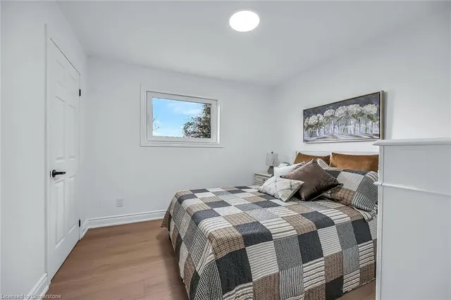 Additional image 23 of 120 Second Rd