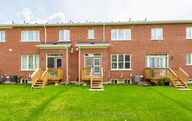 Additional image 39 of 1736 Thames Circ