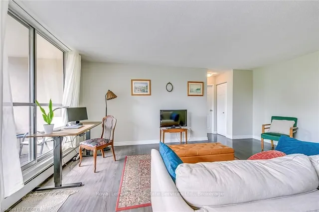 Additional image 11 of 1950 MAIN St Unit 204