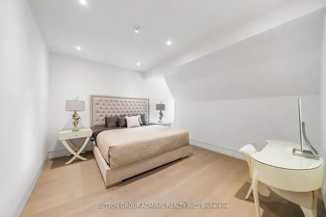 Additional image 28 of 335 Lytton Blvd