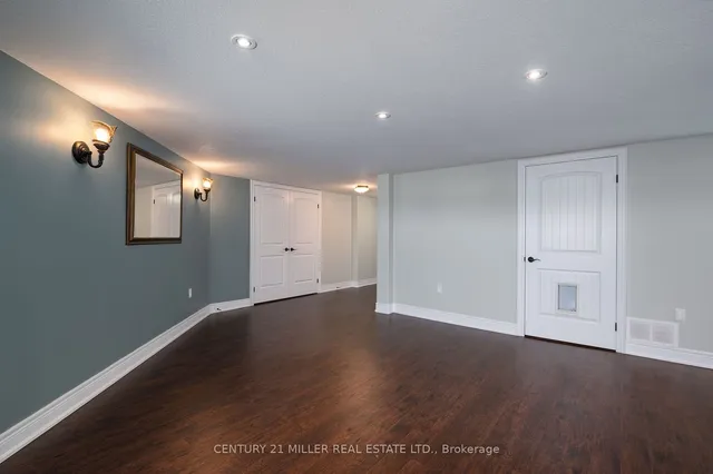 Additional image 28 of 100 Chesswood Tr