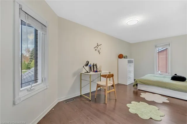 Additional image 30 of 196 Amberly Blvd