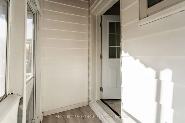 Additional image 5 of 27 HARVEY St