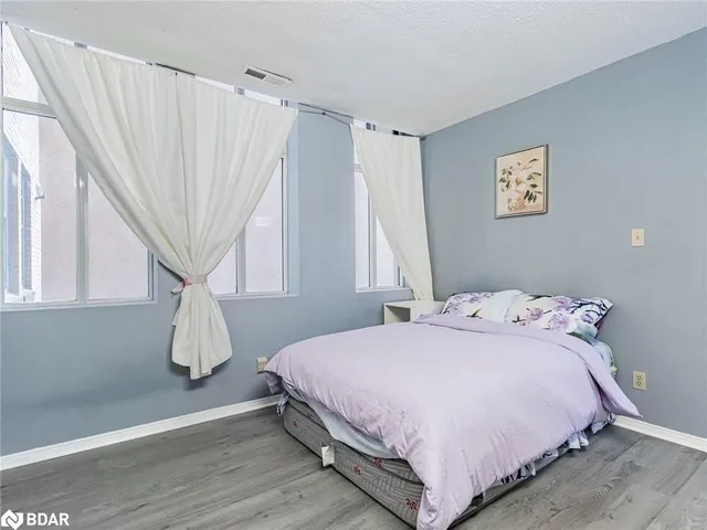 Additional image 13 of 36 James St Unit 303