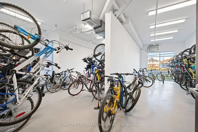 Additional image 26 of 450 Dundas St Unit 906