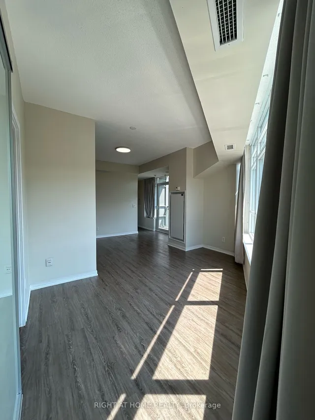 Additional image 11 of 38 Joe Shuster Way Unit 318