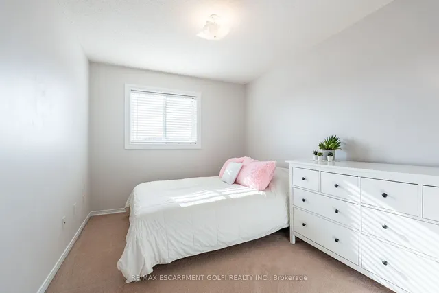 Additional image 19 of 800 PARAMOUNT Dr Unit 38