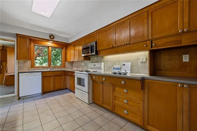 Additional image 7 of 40 Bertram Dr