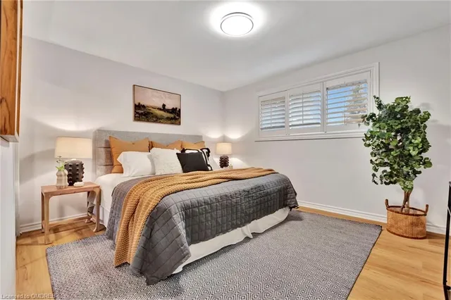 Additional image 7 of 330 Duncombe Dr