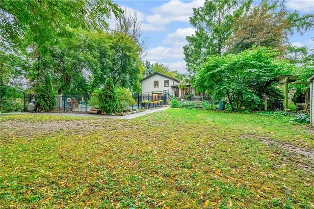 Additional image 44 of 33 Cumminsville Dr