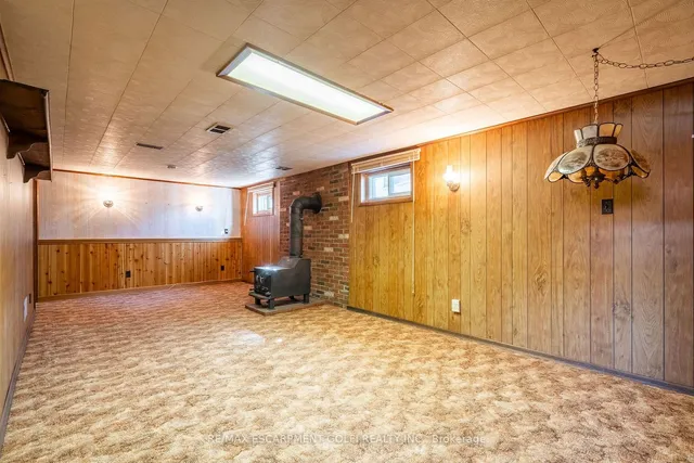 Additional image 24 of 9 Thomson Crt