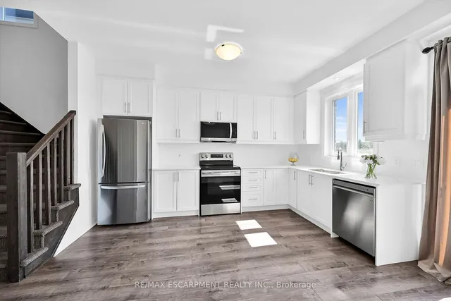 Additional image 6 of 61 Soho St Unit 42