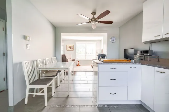 Additional image 18 of 202 LAVINA Cres Unit 10