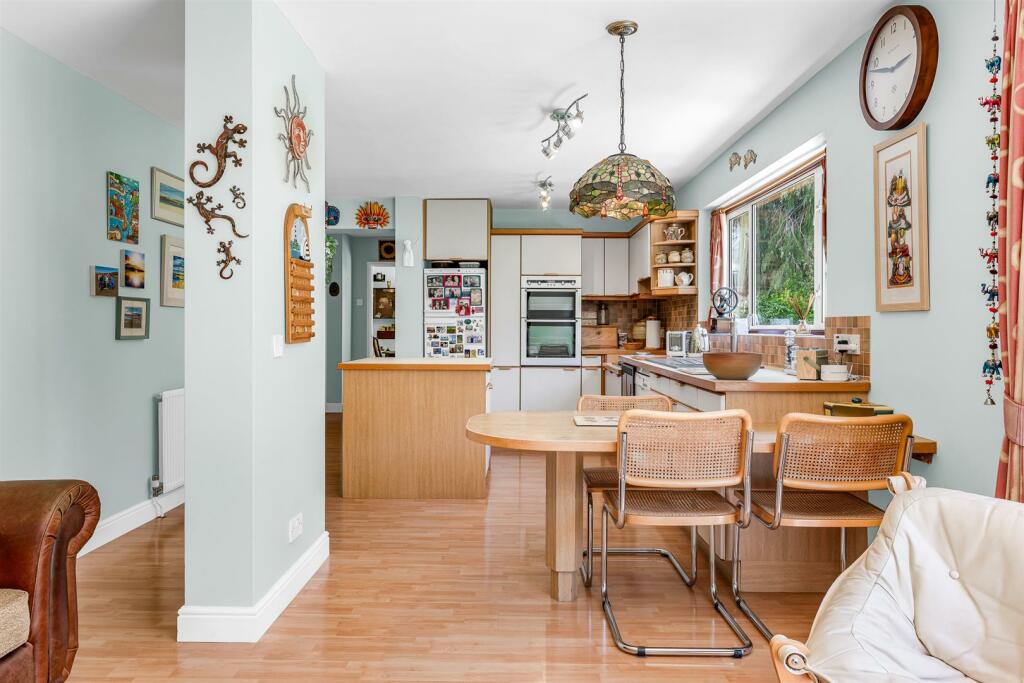 Additional image 11 of Cowpers Way, Tewin, Welwyn