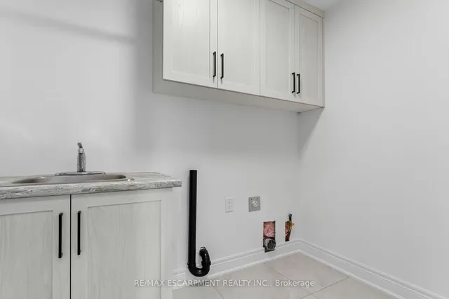 Additional image 19 of 34 Hampshire Pl