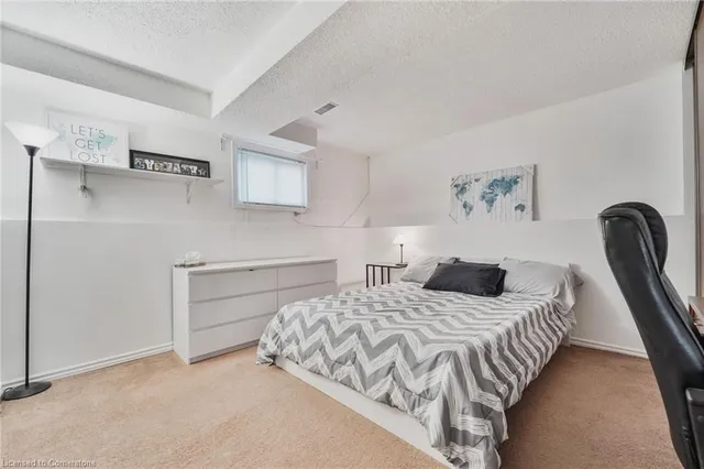 Additional image 33 of 8 Muscot Dr