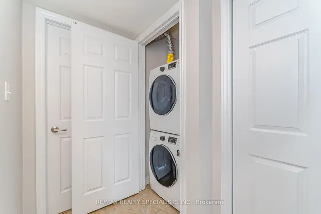 Additional image 31 of 1350 Main St Unit 412